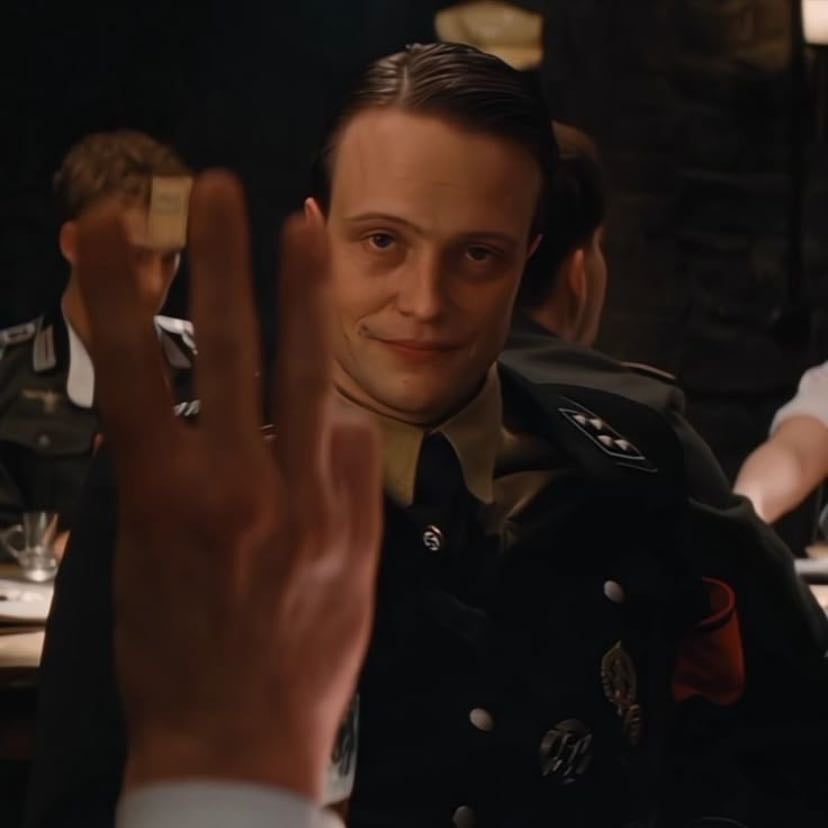 Inglorious basterds. - Quentin Tarantino · 2009