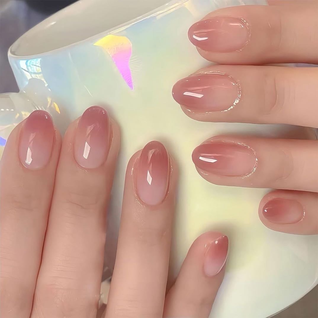 nails