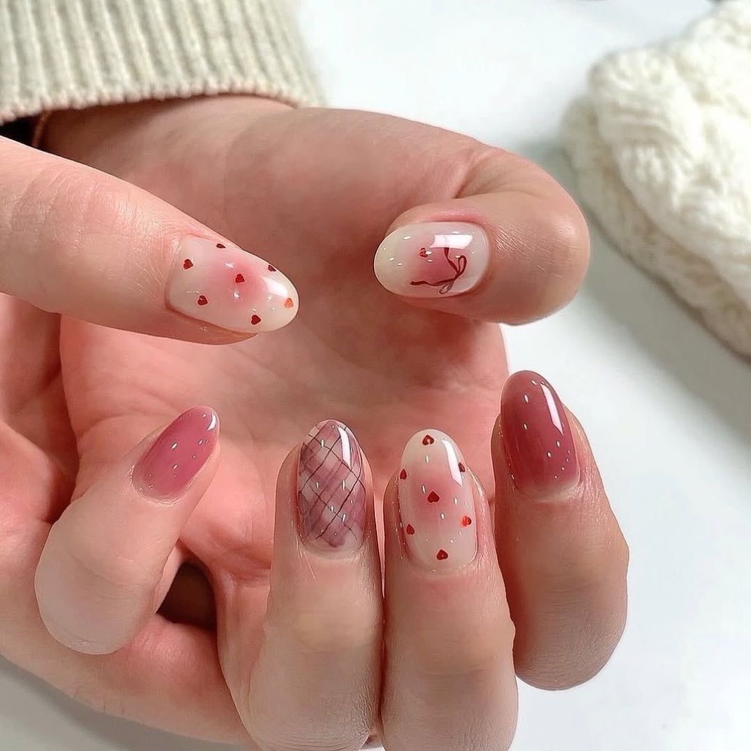 nails