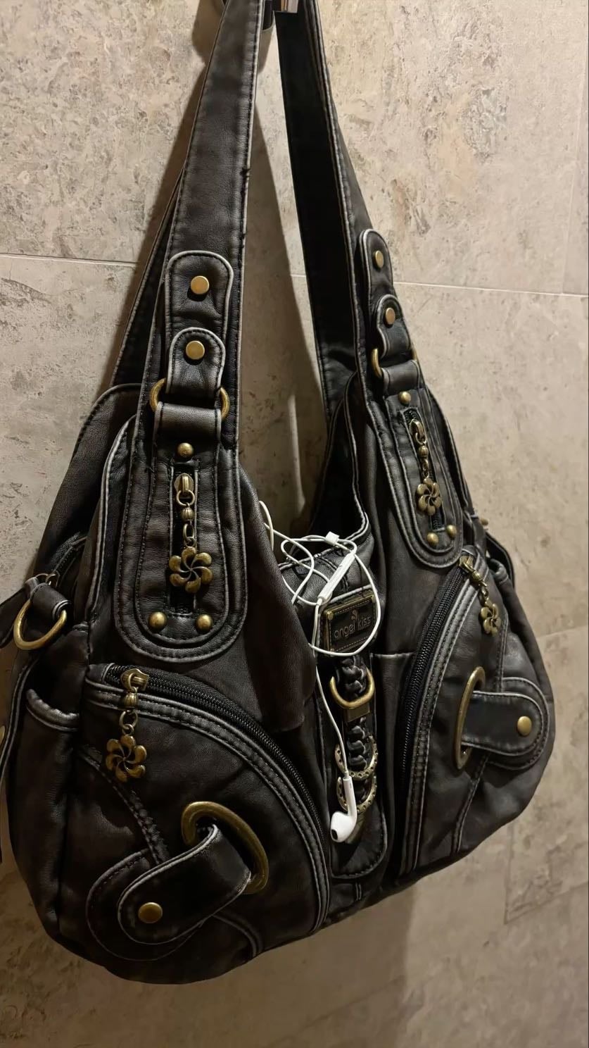 🎧 - angel kiss handbag