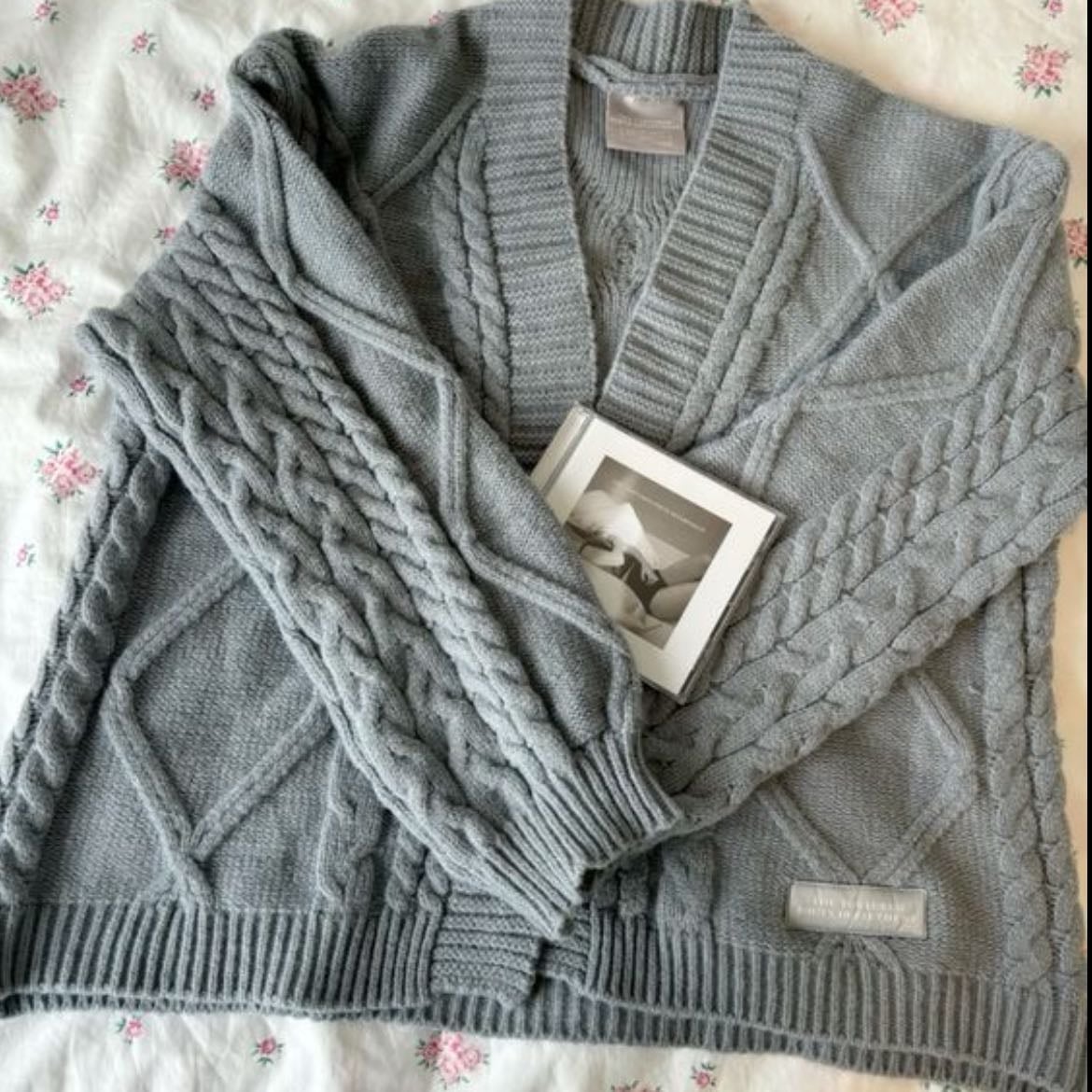 the tortured poets department cardigan by taylor swift - ποΈ: the swiftie department
π: XL
