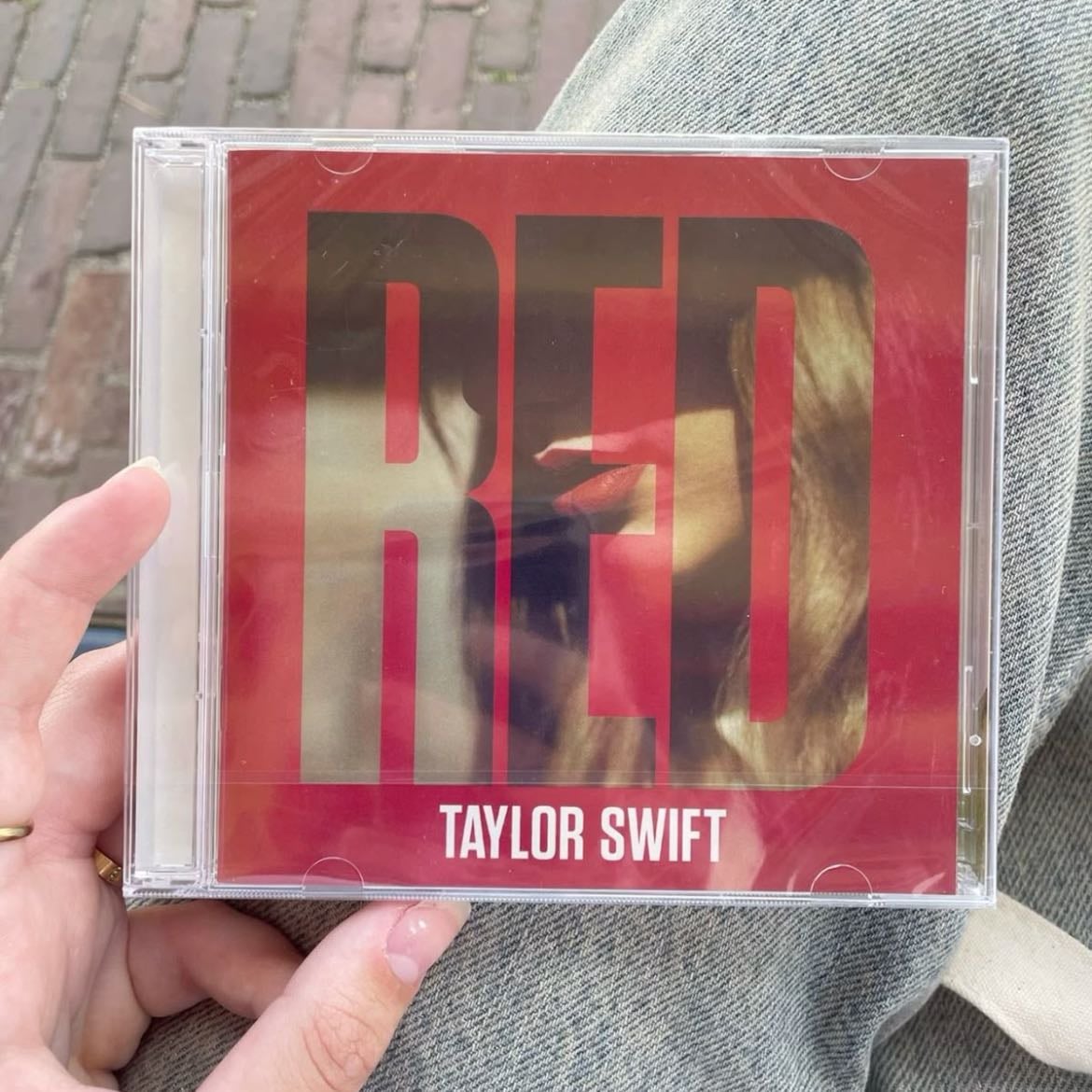 red cd - 20β¬