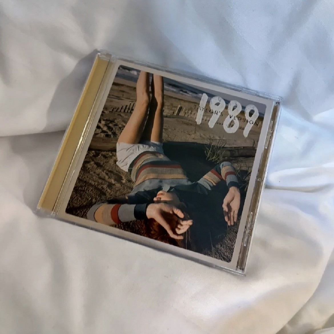 1989 yellow cd - 14β¬