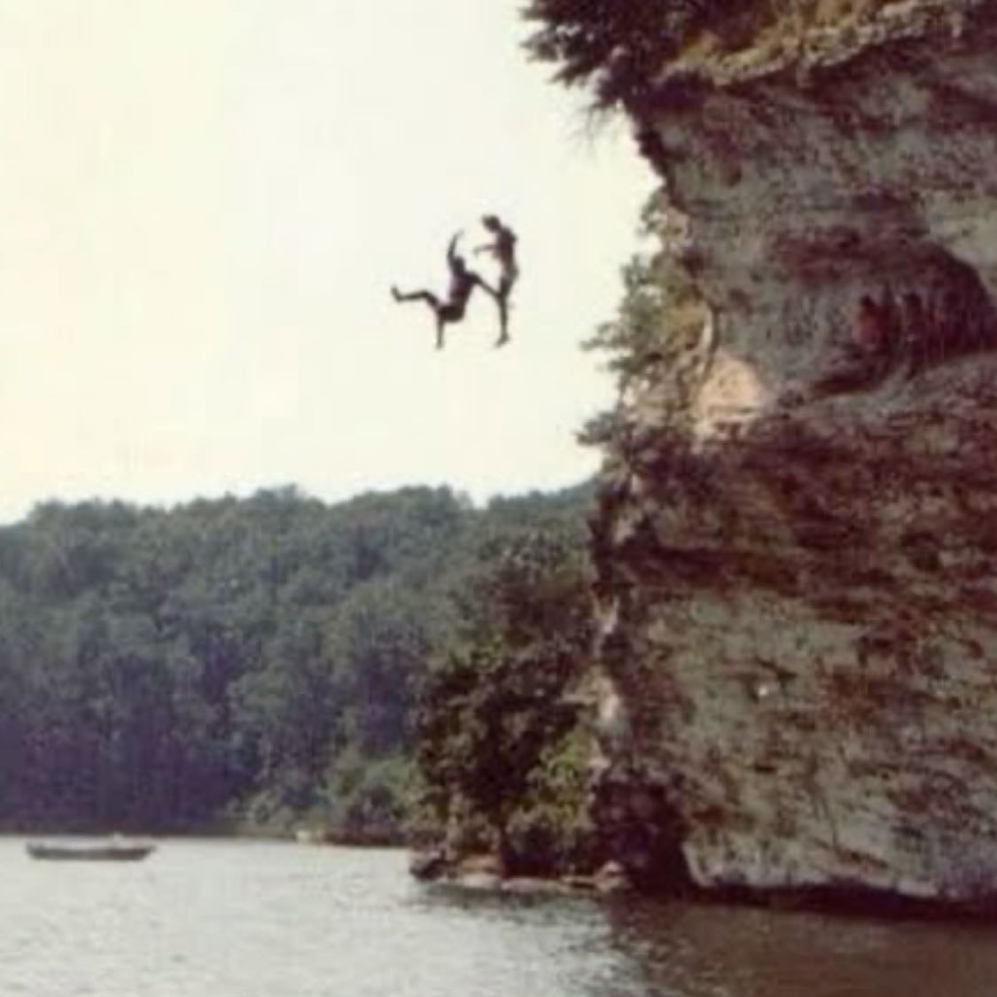cliff diving - Catherine lake