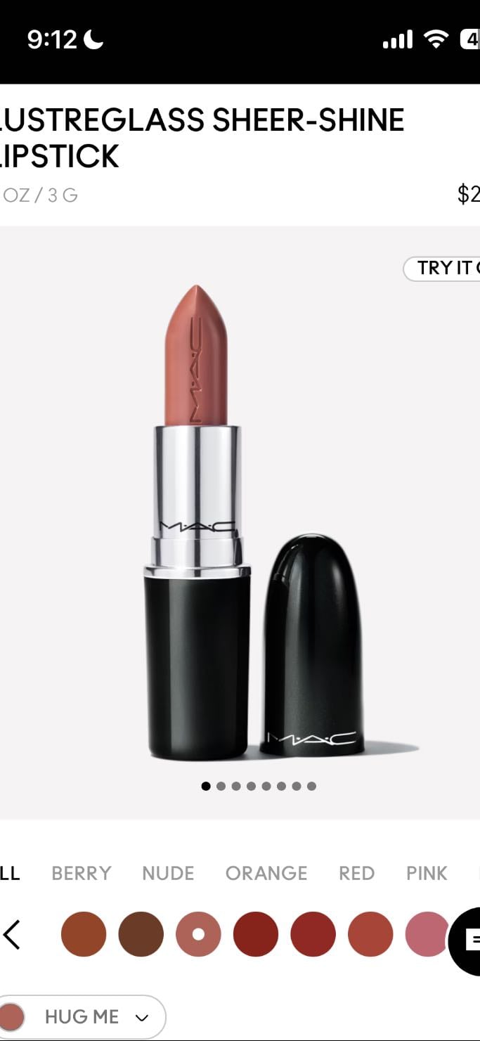 Mac (lustreglass sheer shine) - Hug Me
