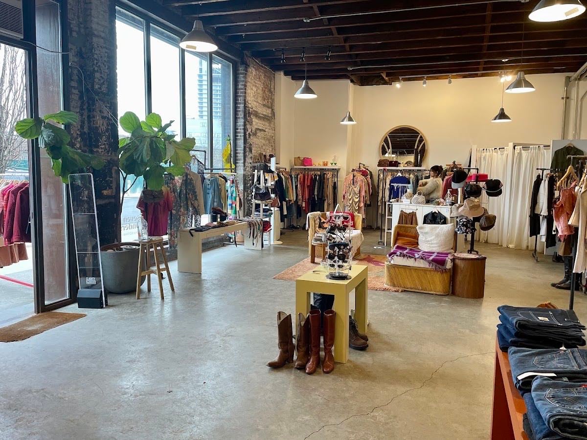 Seven Wonders Collective (Greenpoint)