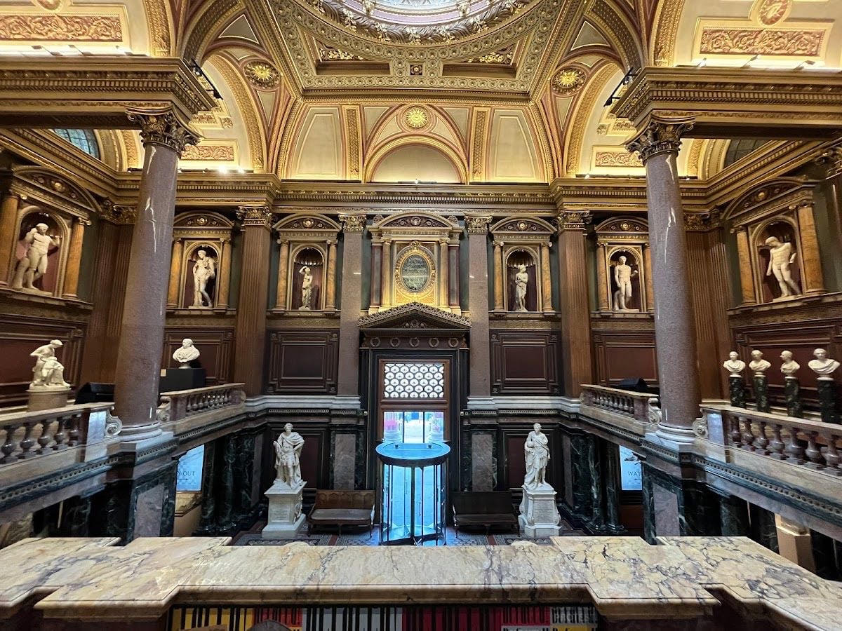 The Fitzwilliam Museum - dark academia