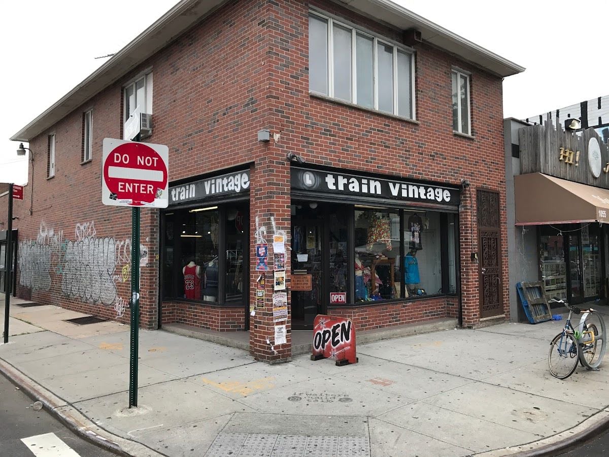 L Train Vintage - expensive 😭