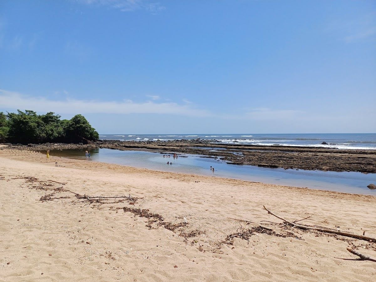 Playa los almendros