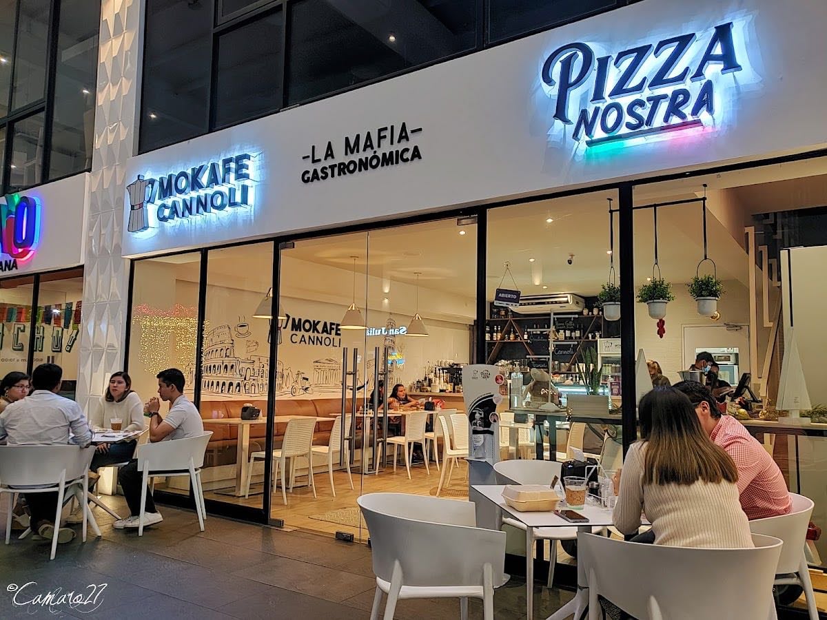 Mokafe Cannoli y Pizza Nostra • Olivos Plaza
