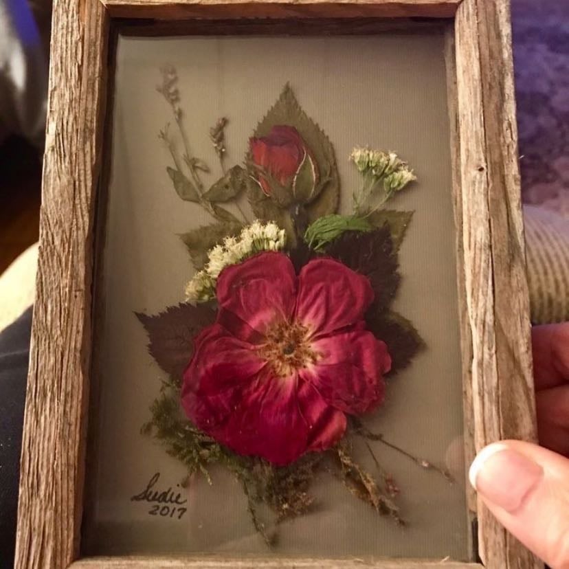 pressed bouquet frame