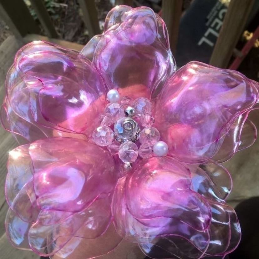 plastic bottle flowers