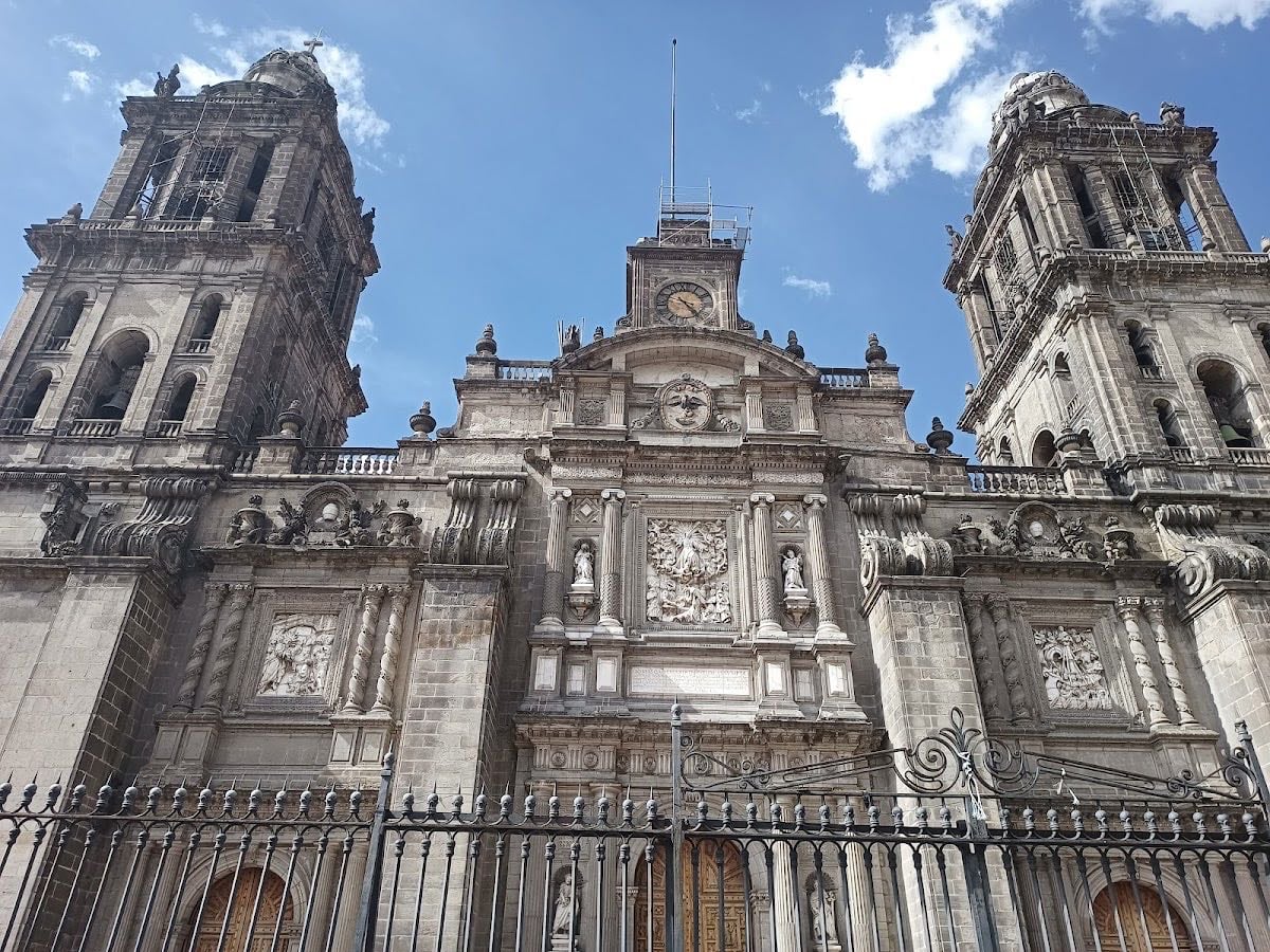 Constitution Plaza - Hazte una limpia en zócalo