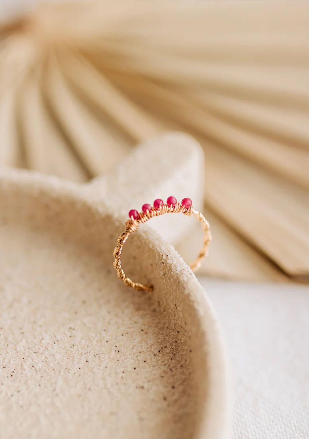 Bague plaqué or - (Bague Livia - Rubis Sika Bijoux)
