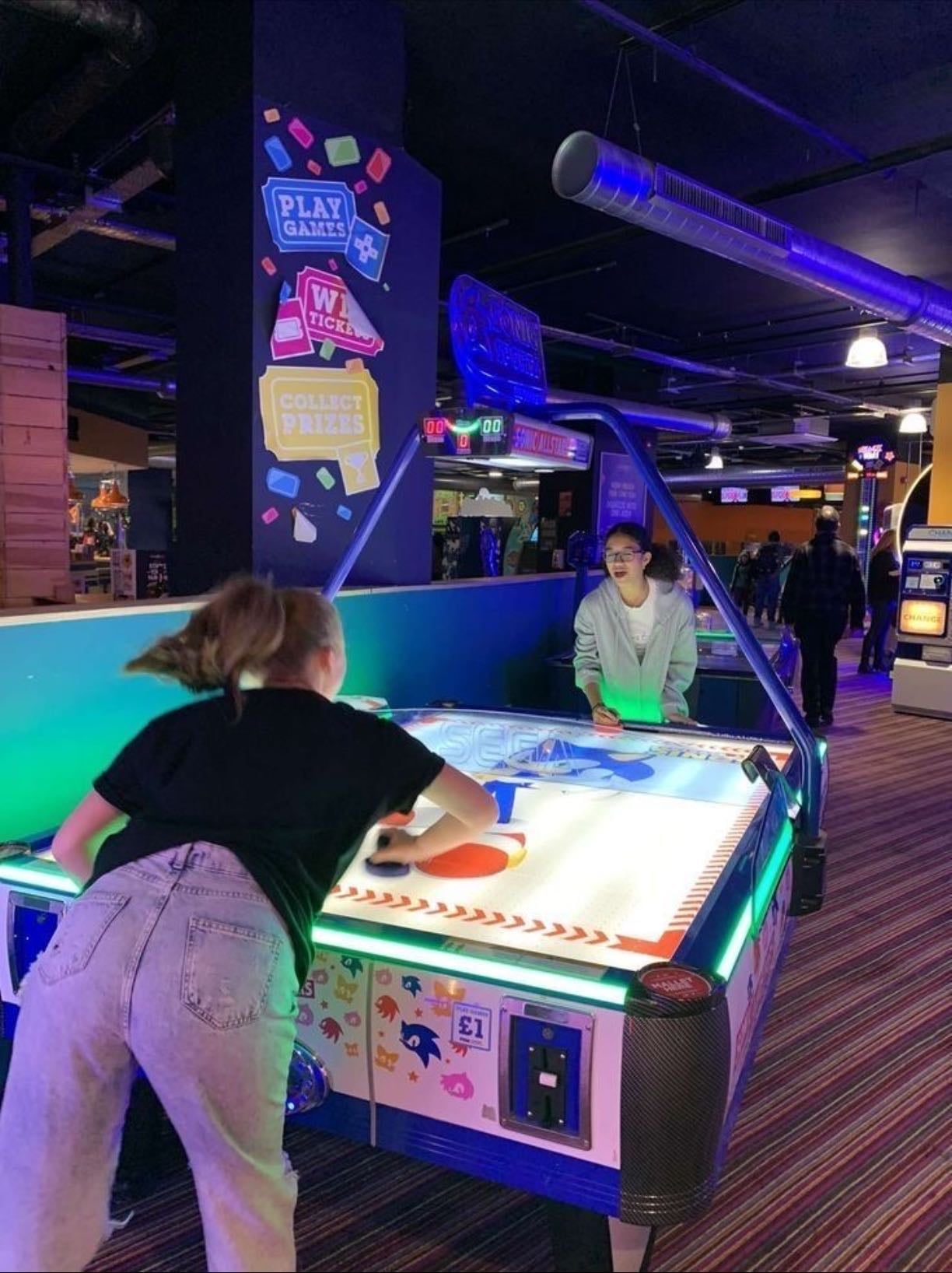 Ir a jugar a las maquinitas