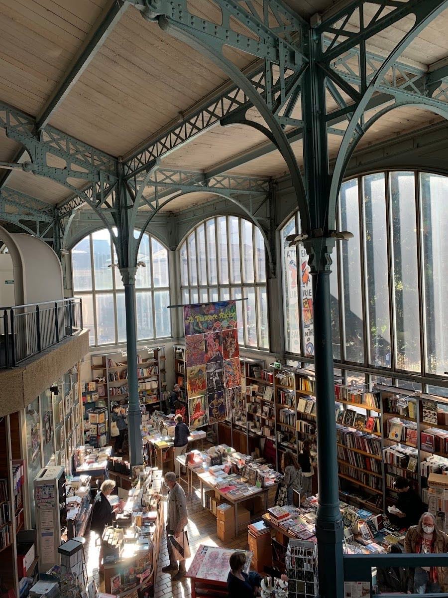 Halle Saint Pierre