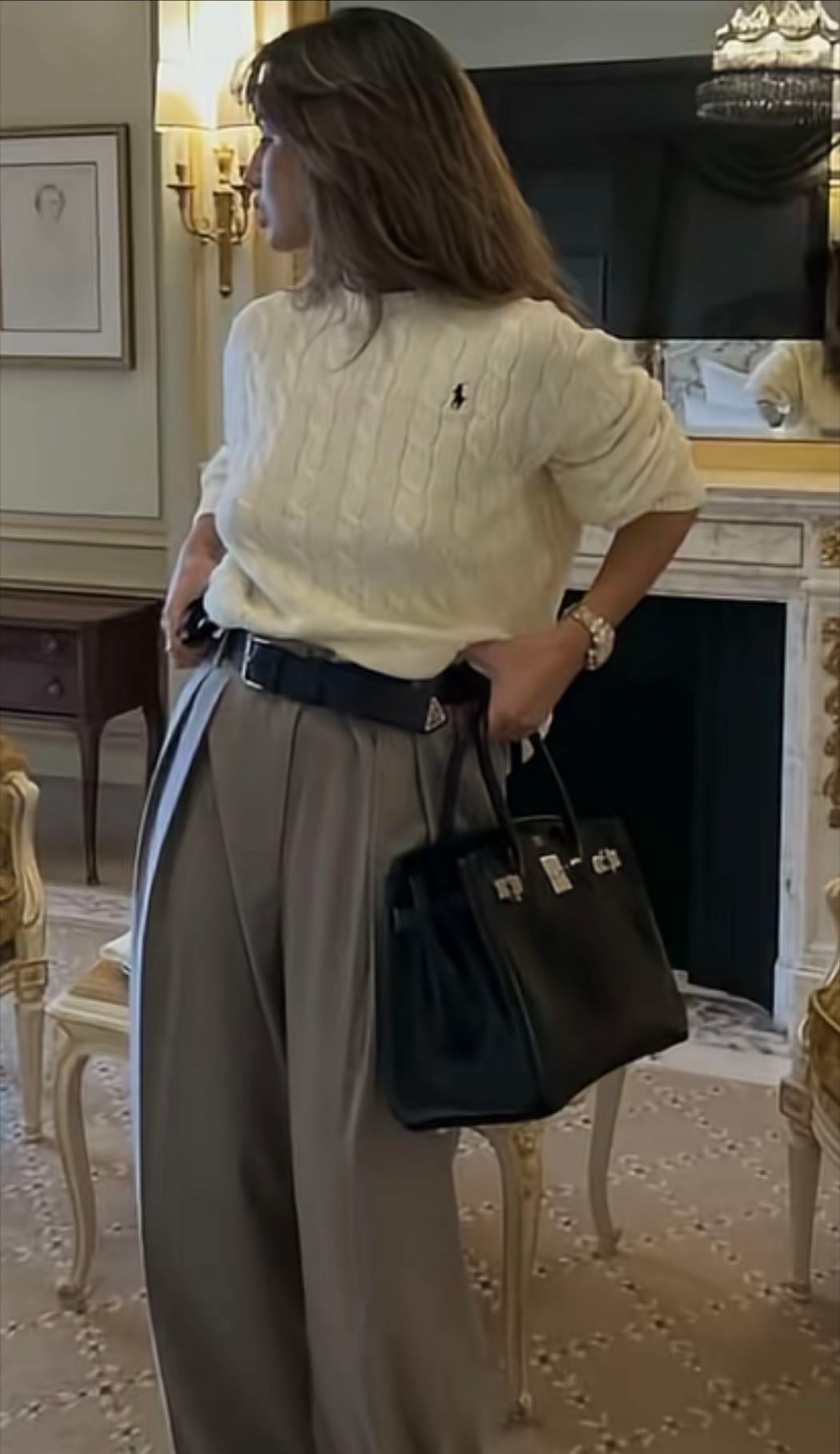 Suéter polo y pantalón de vestir