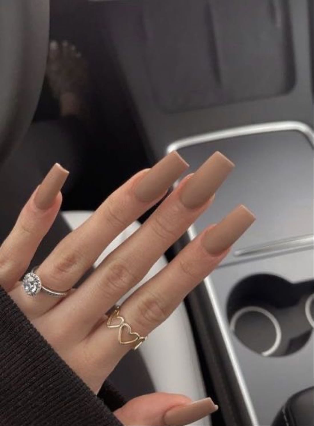Nude largas