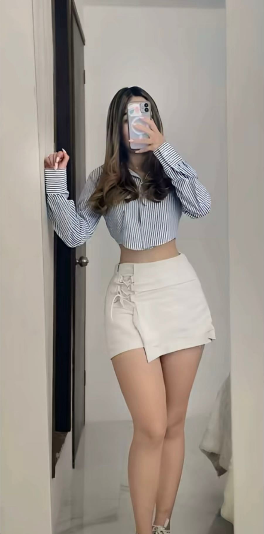 Short-falda con camiseta corta