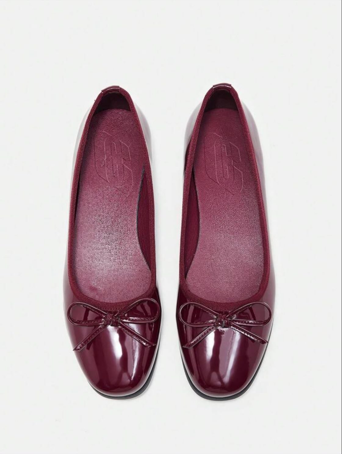 Zapatos bajos burdeos