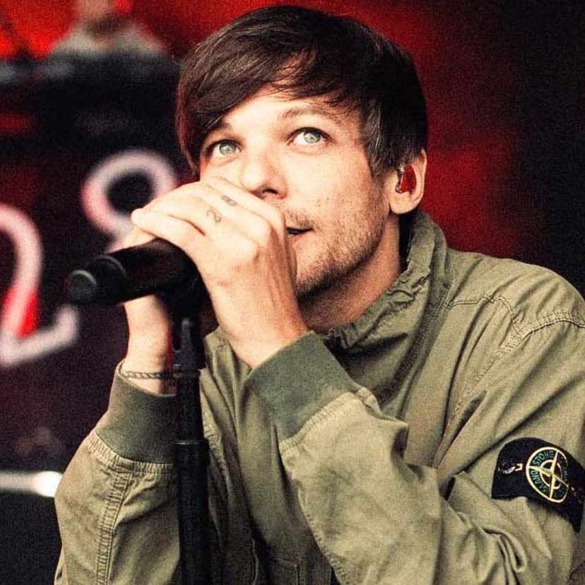 Solo Louis -> Bigger Than Me/Always You/THE Larry Song - Don’t follow him as much but I love this songs