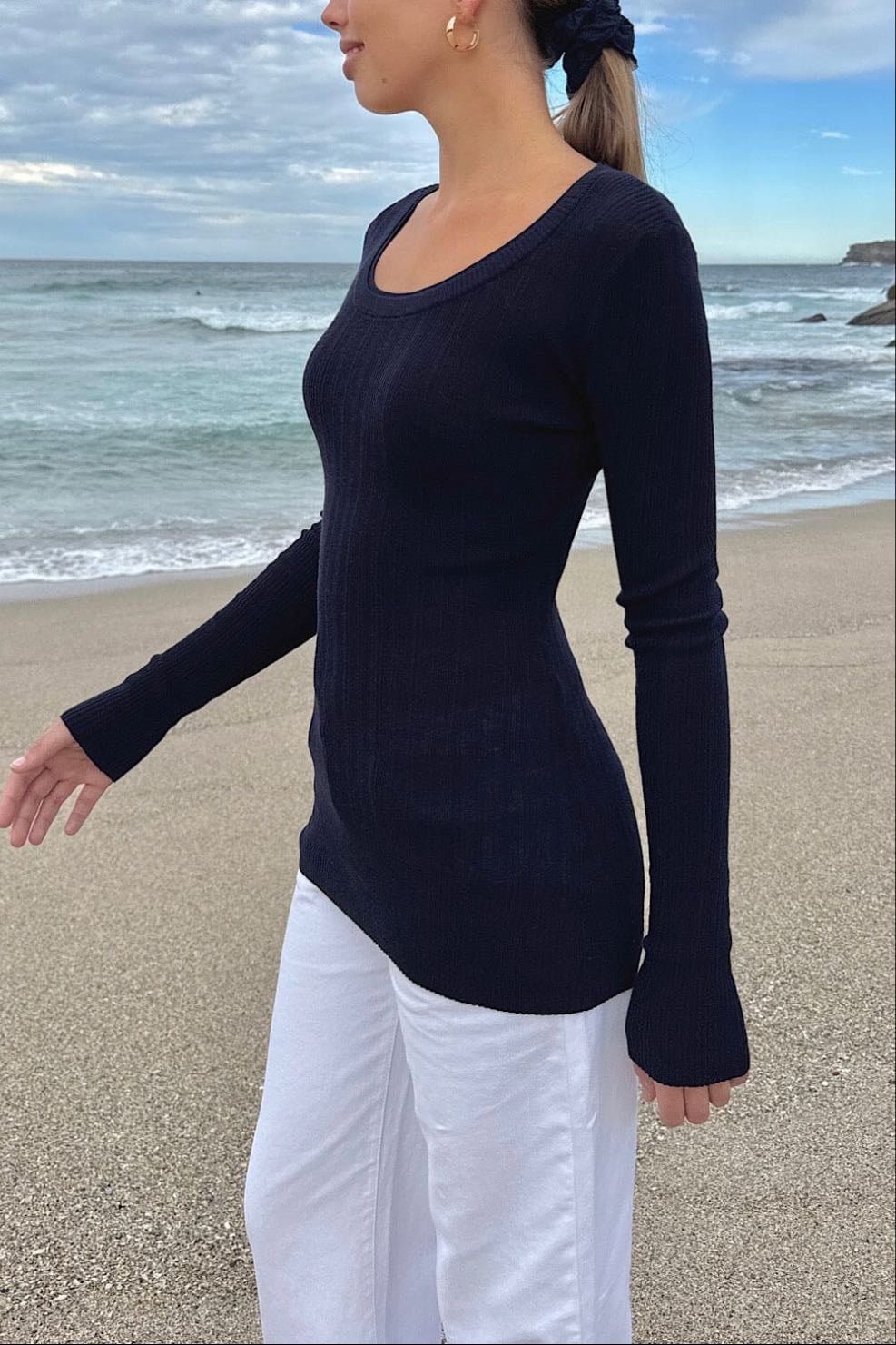 ALESSIA TOP - brandy Melville - classic navy (xs/s)