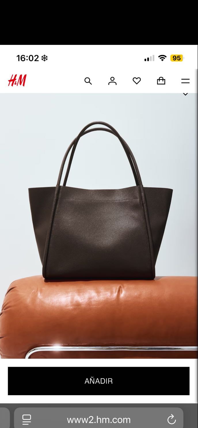 Bolso shopper. H&M (34,99€) - Art. nº: 1218178007