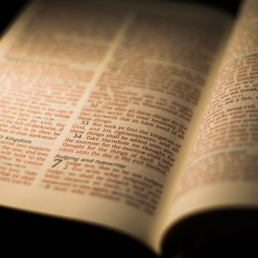 Choosing the Right Bible Version - Okay, let’s talk Bible versions! I recommend using the King James Version (KJV) as your main Bible. It’s one of the most accurate and closest to the original text. Yes, the old-fashioned language can be a bit tricky at first, but it’s totally worth it for how deep and rich it is. That said, it’s totally okay to use other versions alongside the KJV to help you understand tough verses better.