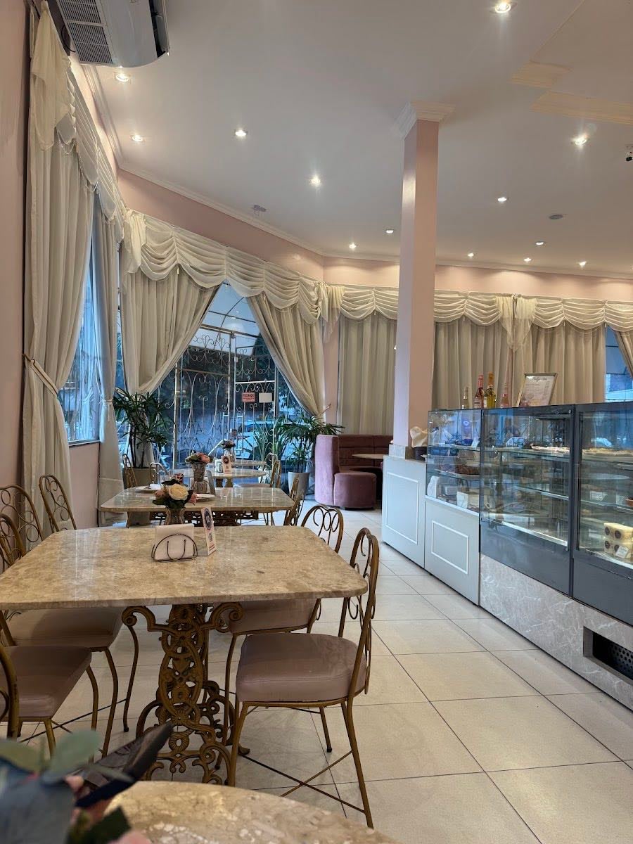 Nina Patisserie II