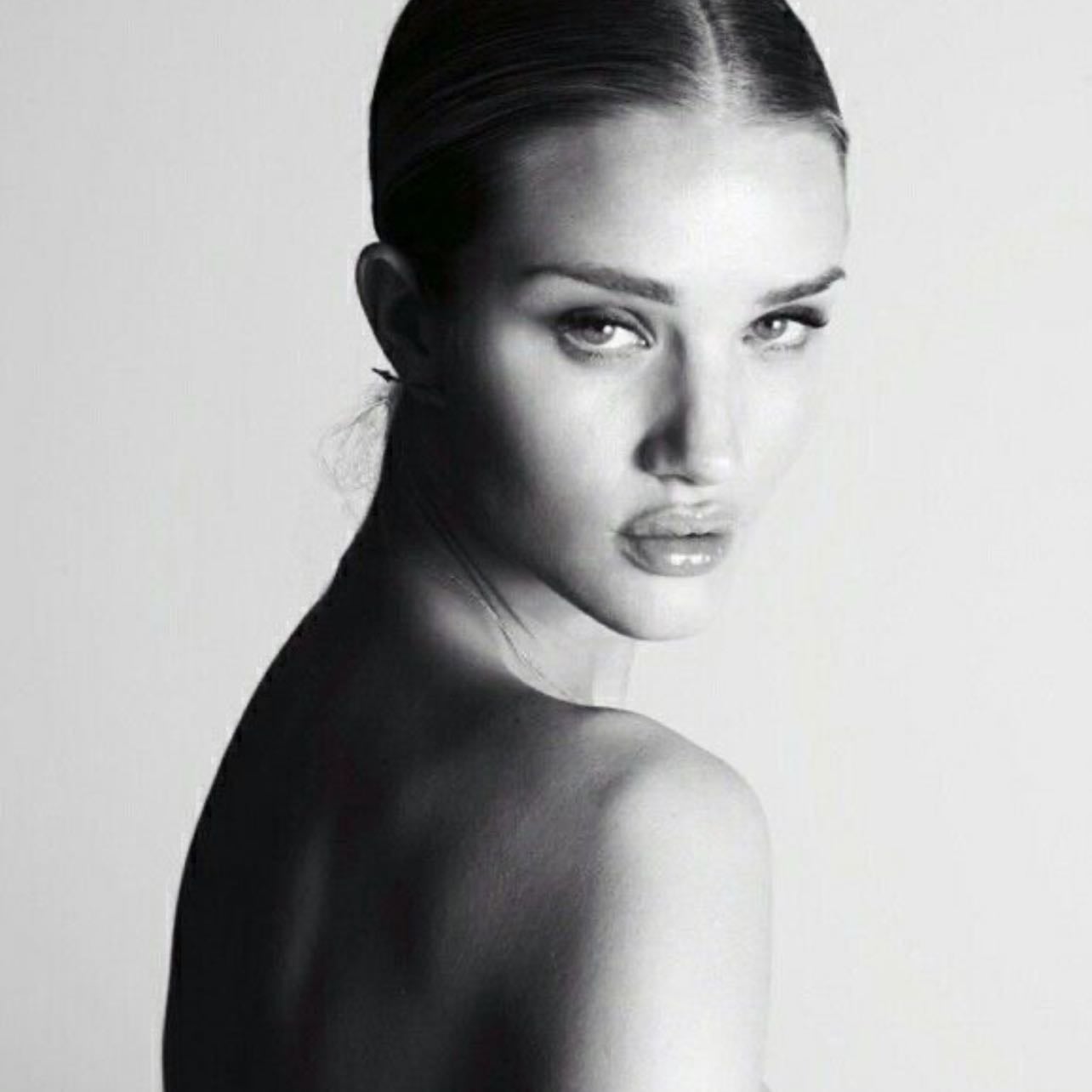 Rosie Huntington-Whiteley - A model whose elegance redefines fashion.