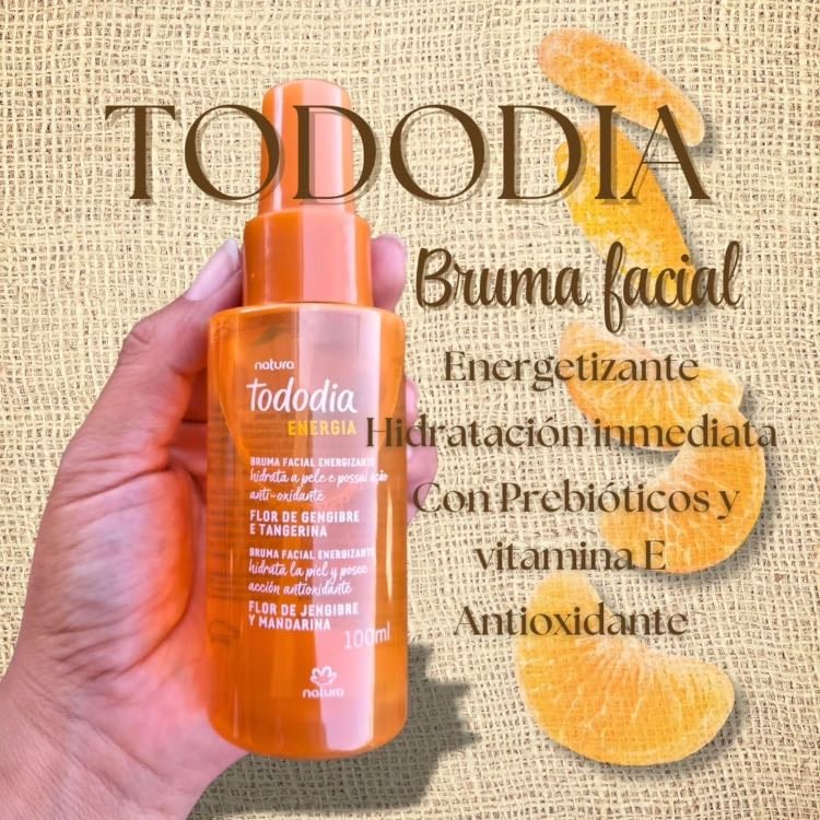 Bruma facial - Es muy refrescante pero no la recomiendo para rostros grasos, la verdad no la uso en el rostro si no para refrescar mis piernas cuando visto short o faldas