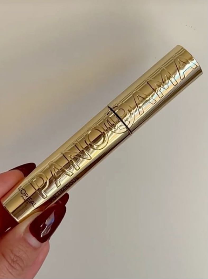L’Oréal París voluminous panorama Mascara