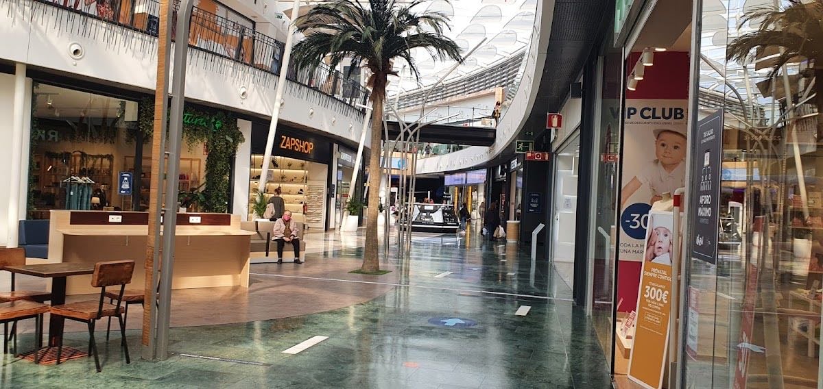 Centro Comercial Islazul