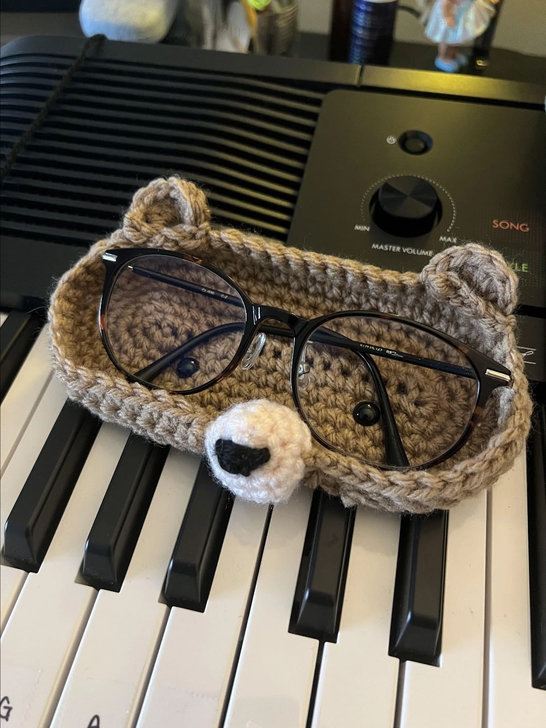 Glasses Holder