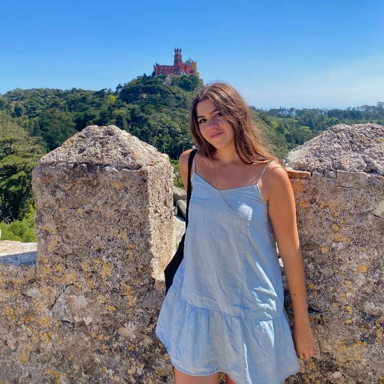 Sintra - 9/10 Los castillos te transportan a otros mundos, casi como en los libros: el lugar donde la imaginación está presente en todo momento.