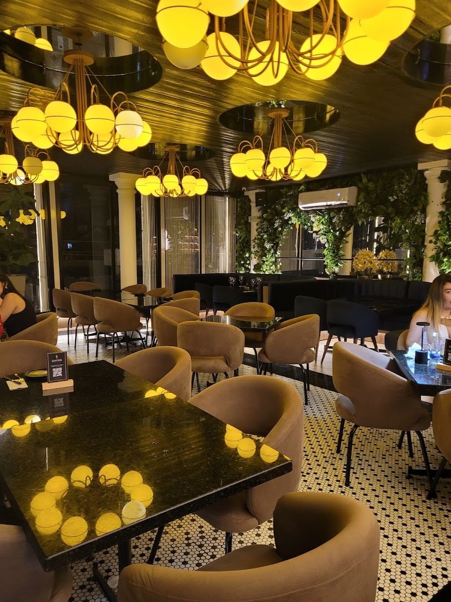 @burgessrestaurant