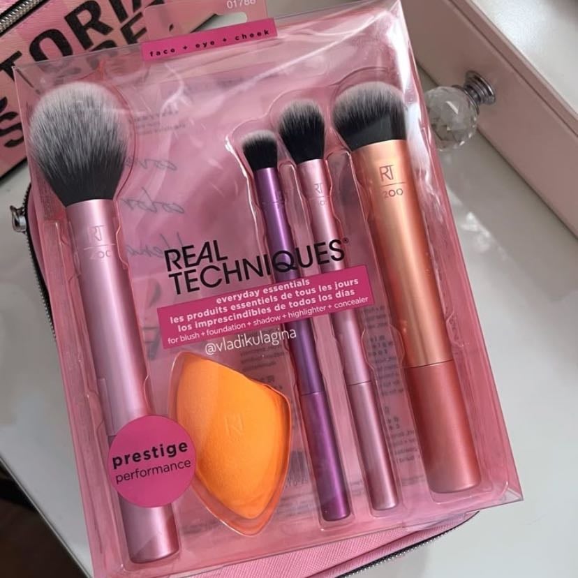 kit pinceis real techniques