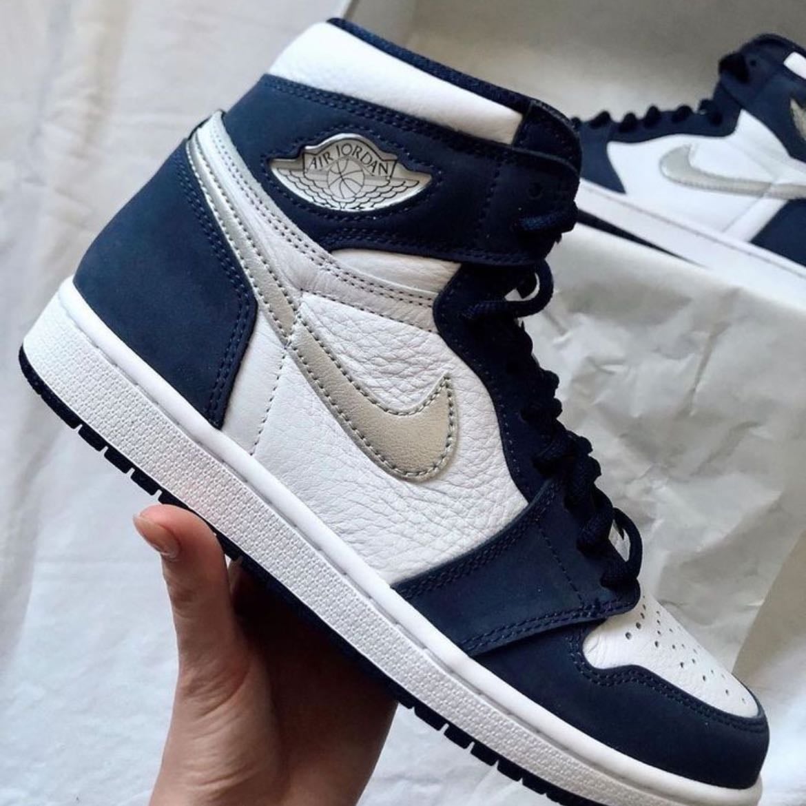 jordan midnight blue