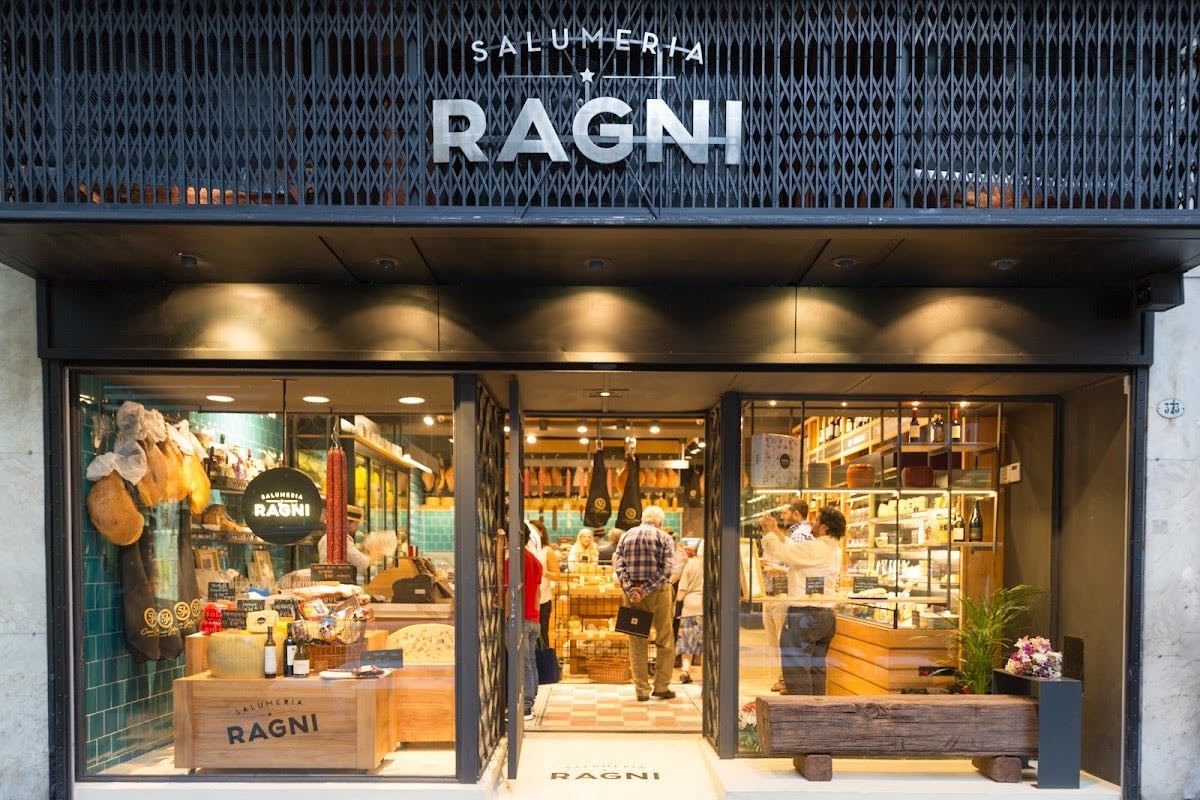 Salumeria RAGNI - Quesos!! Mejores bocatas