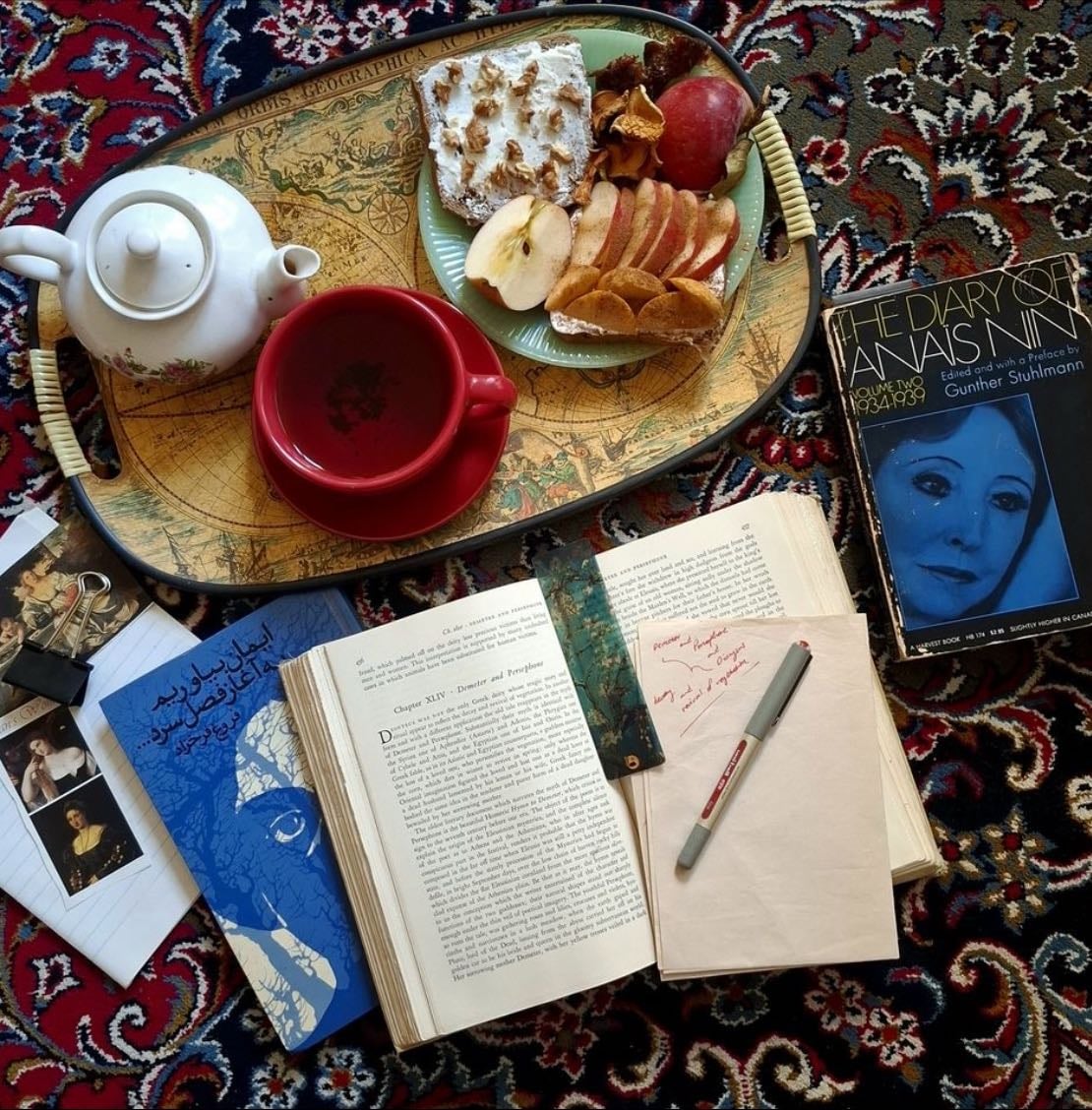 livros - Books hypelist by 𝔙𝔦𝔱𝔬𝔯𝔦𝔞