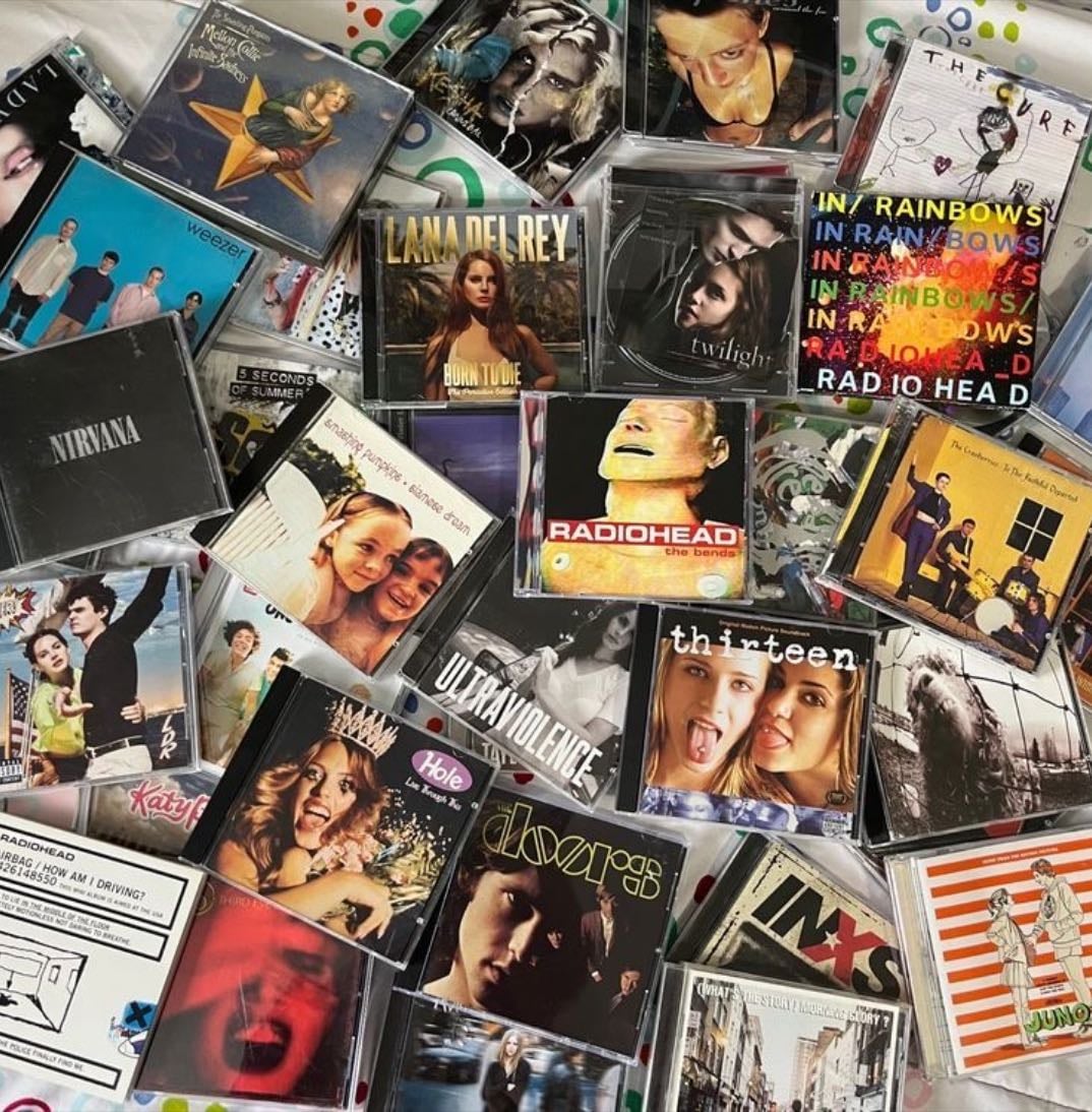 CDs 馃捒 - Music hypelist by cait <3