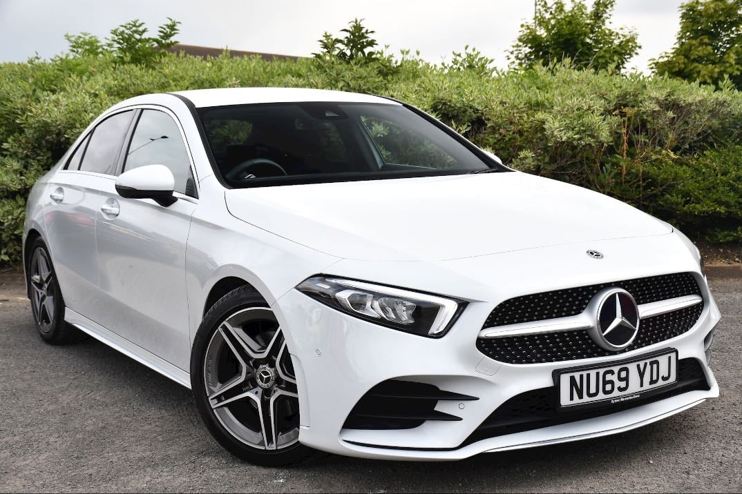 Mercedes A 180 AMG Line Executive Hatchback - white