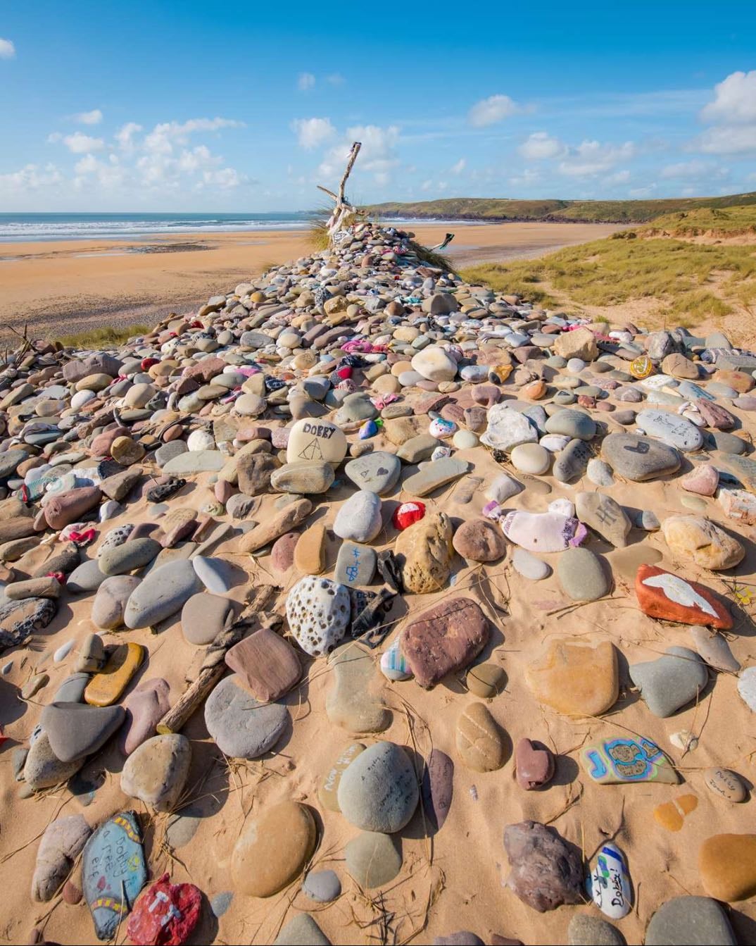 Freshwater West beach - dobby’s grave !!