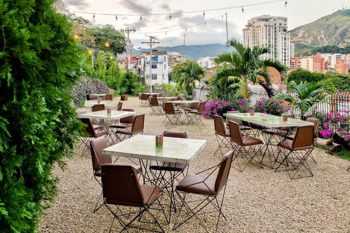 La Bohème Restaurante-Bar
