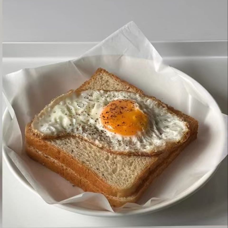 Pan y huevo frito