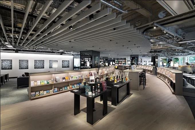 六本木 蔦屋書店 SHARE LOUNGE - Cafe, Coworking