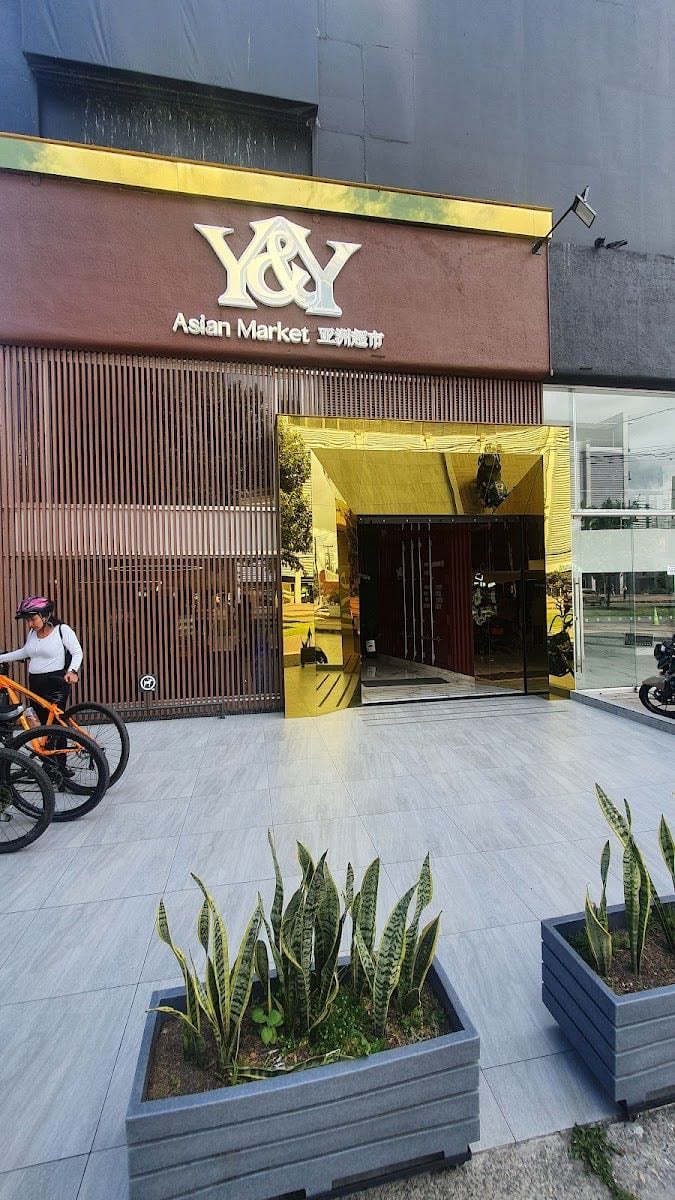 Y&Y Asian Market