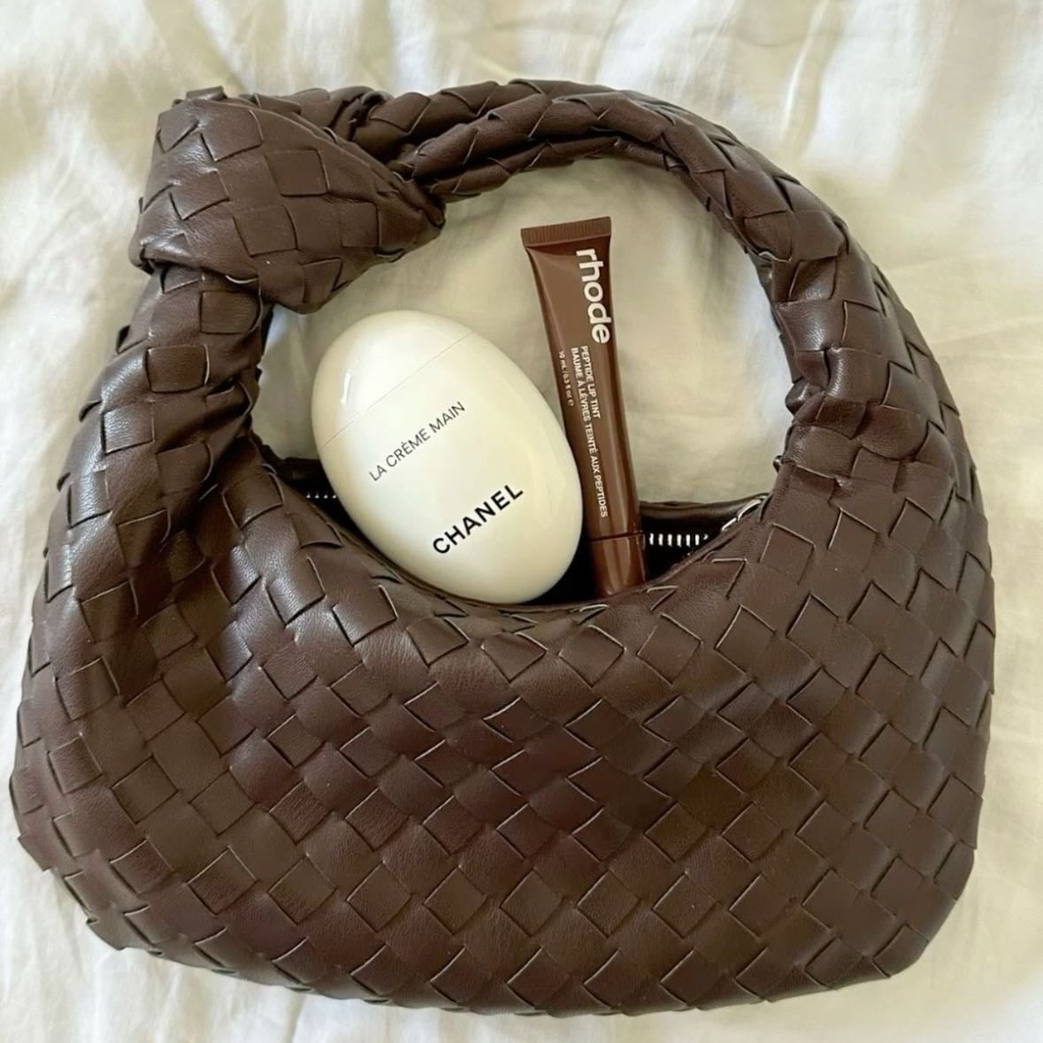 Bag - -Chargers -Devices -Food -Tumbler -Keys
