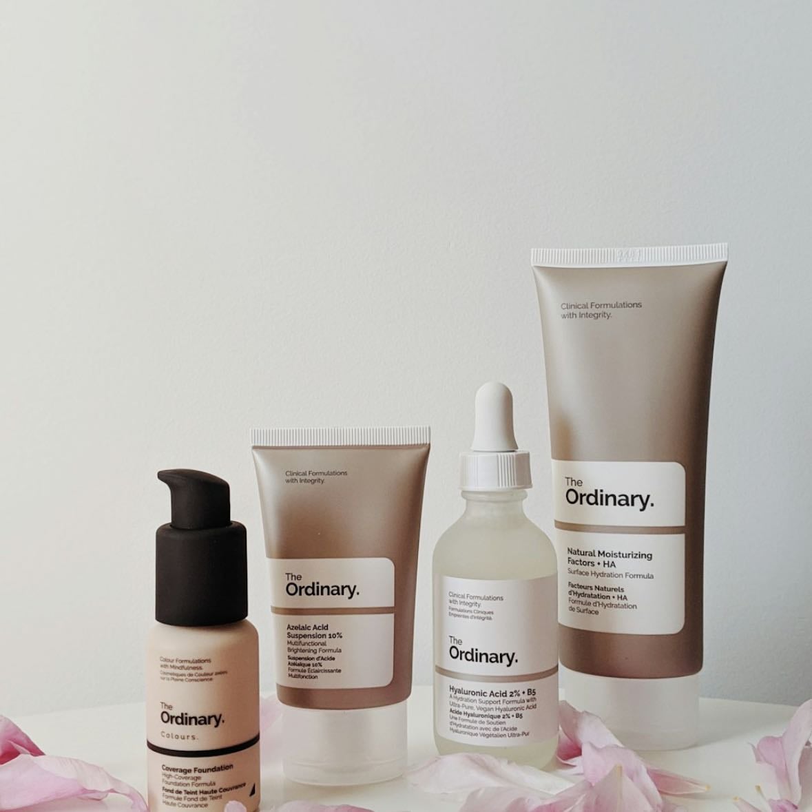 skincare - -Suero
-Mousturizer
-eye cream
-Sunscreen