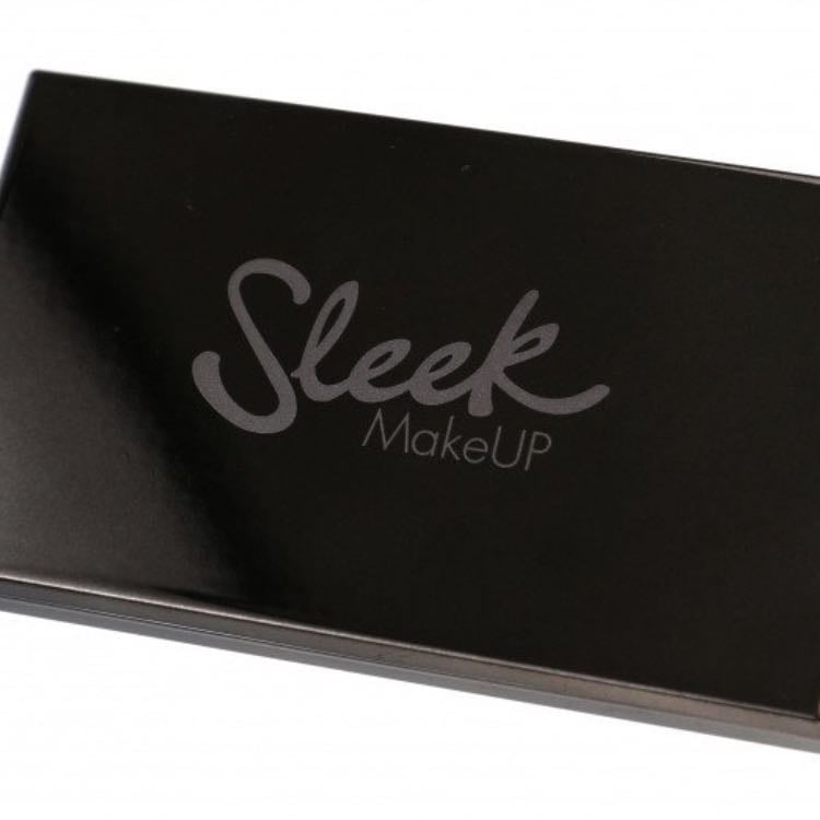 sleek pallet highlighter